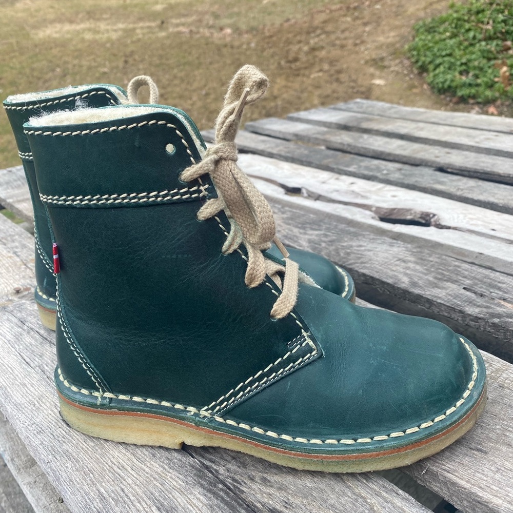 Wool-Lined Duck Feet Boots